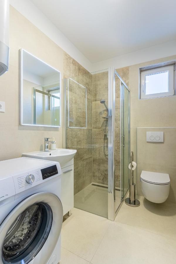 Apartman Vischetti Крес Екстериор снимка