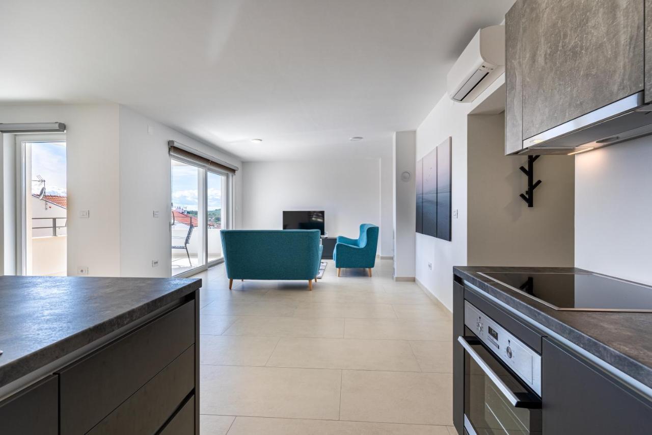 Apartman Vischetti Крес Екстериор снимка